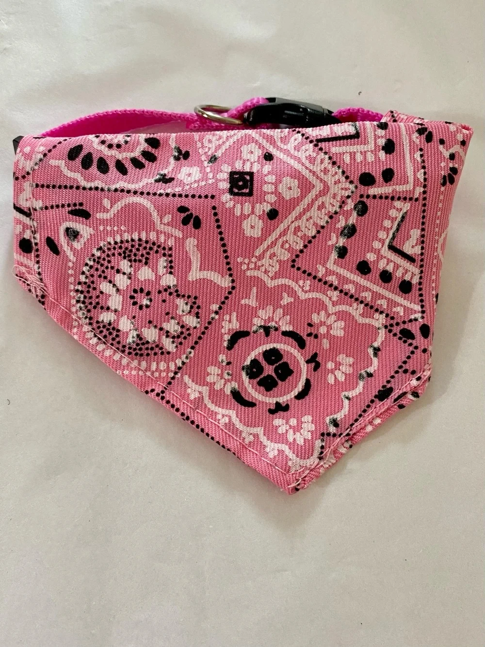 10” Bandana Pet Collar in Pink - XS